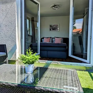 Leipzig-residenz Waldstraße Am Zoo Und Red Bull Arena , Rooftop Mit 2 Dachterrassen Apartment